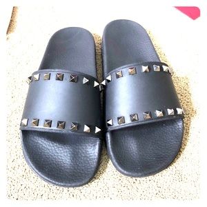 Valentino Rockstud Slides Black SZ 39